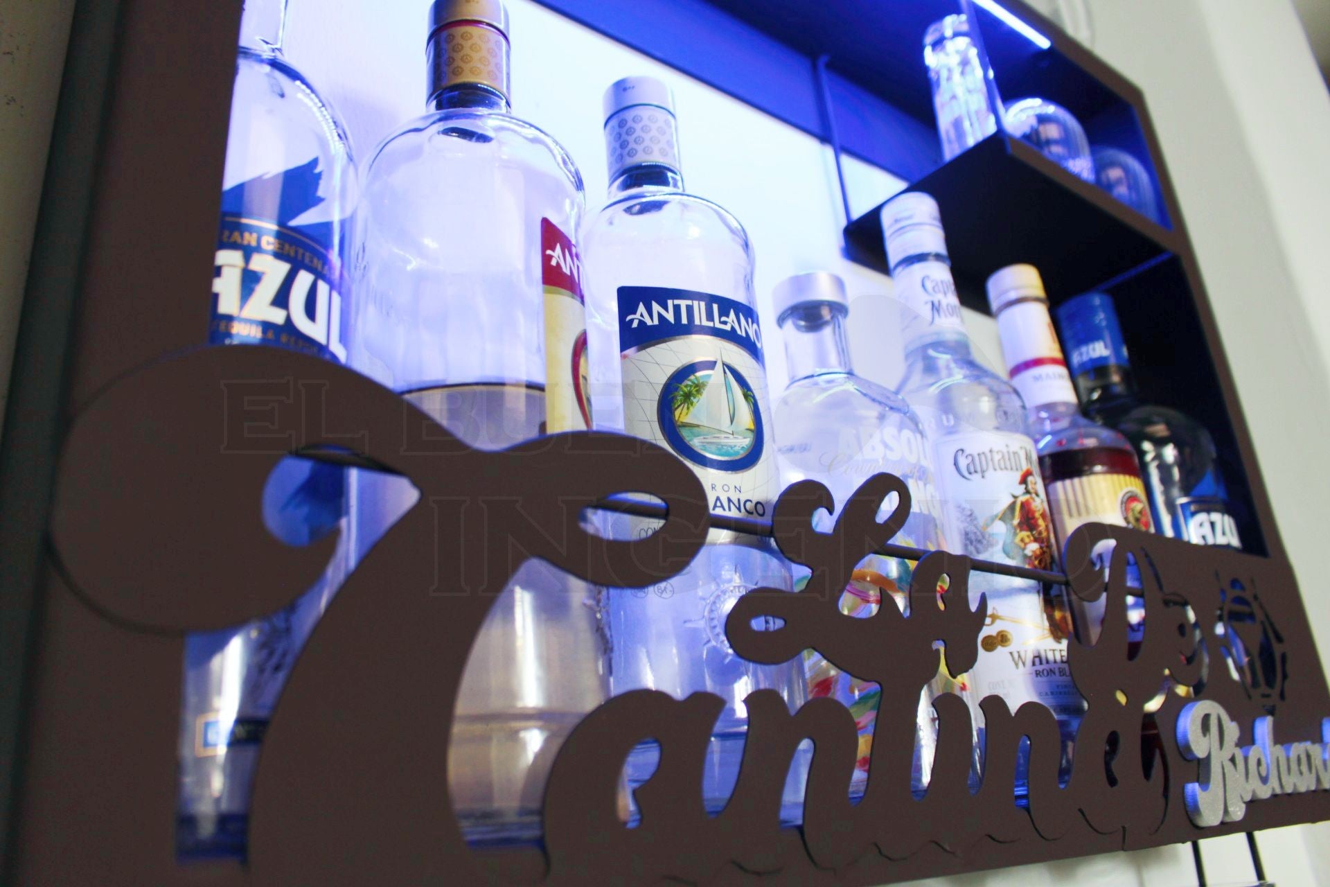 Cava Cantina Moderna Leds Porta Vinos Regalo Metalica